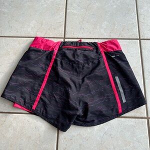Running shorts